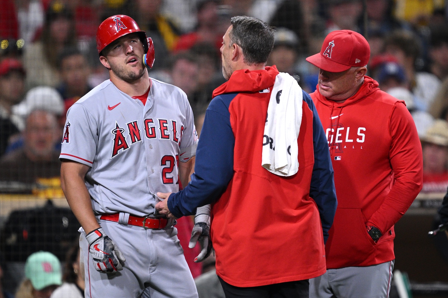 Angels Roster: Mike Trout Placed On Injured List With Left Hamate Fracture