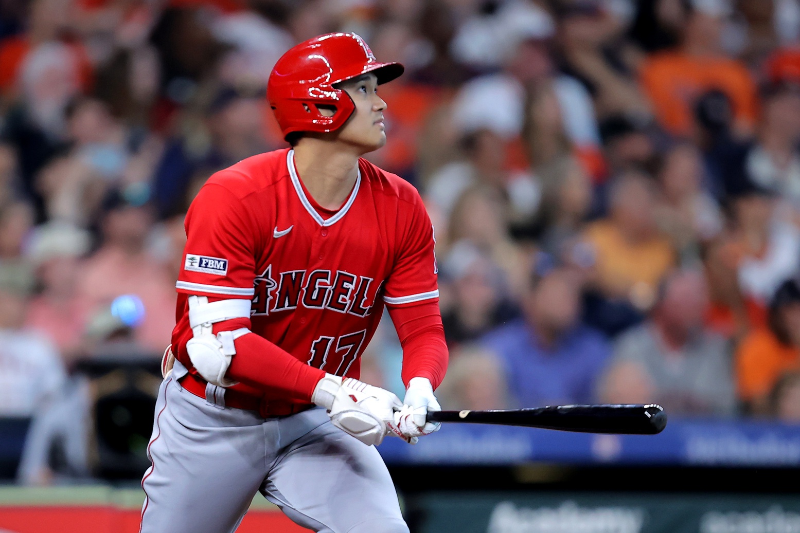 Shohei Ohtani out of lineup with right oblique injury